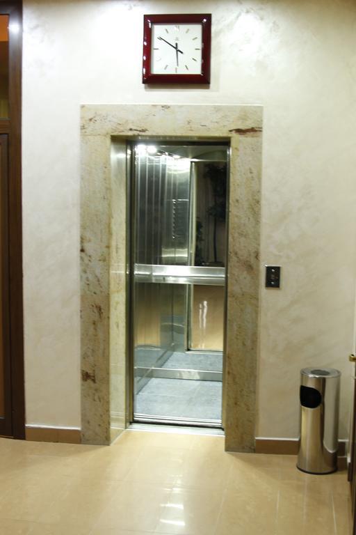 Best Hotel Yerevan Luaran gambar